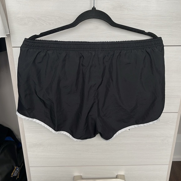 Women’s Nike Running Shorts - Picture 2 of 2